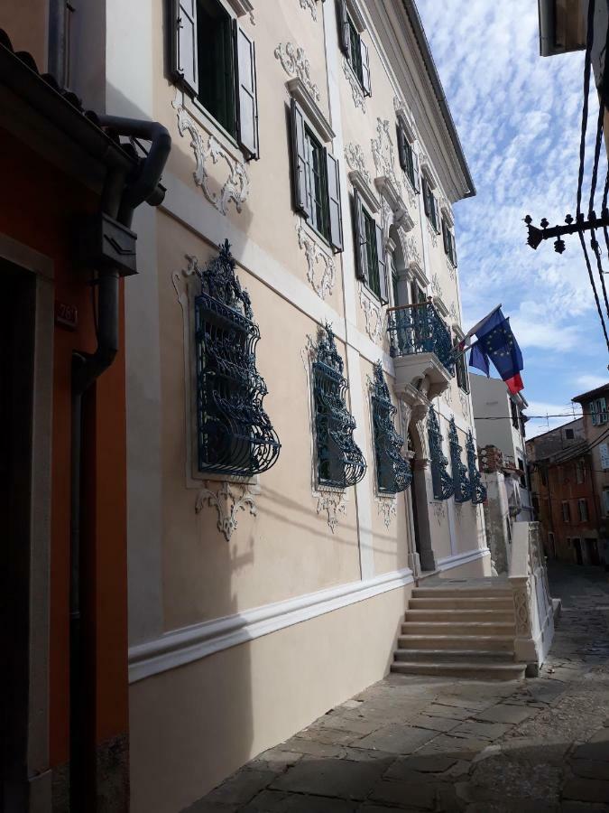 Pangsapuri 45 m² dengan 1 bilik tidur dan 1 bilik mandi peribadi di Izola Luaran gambar